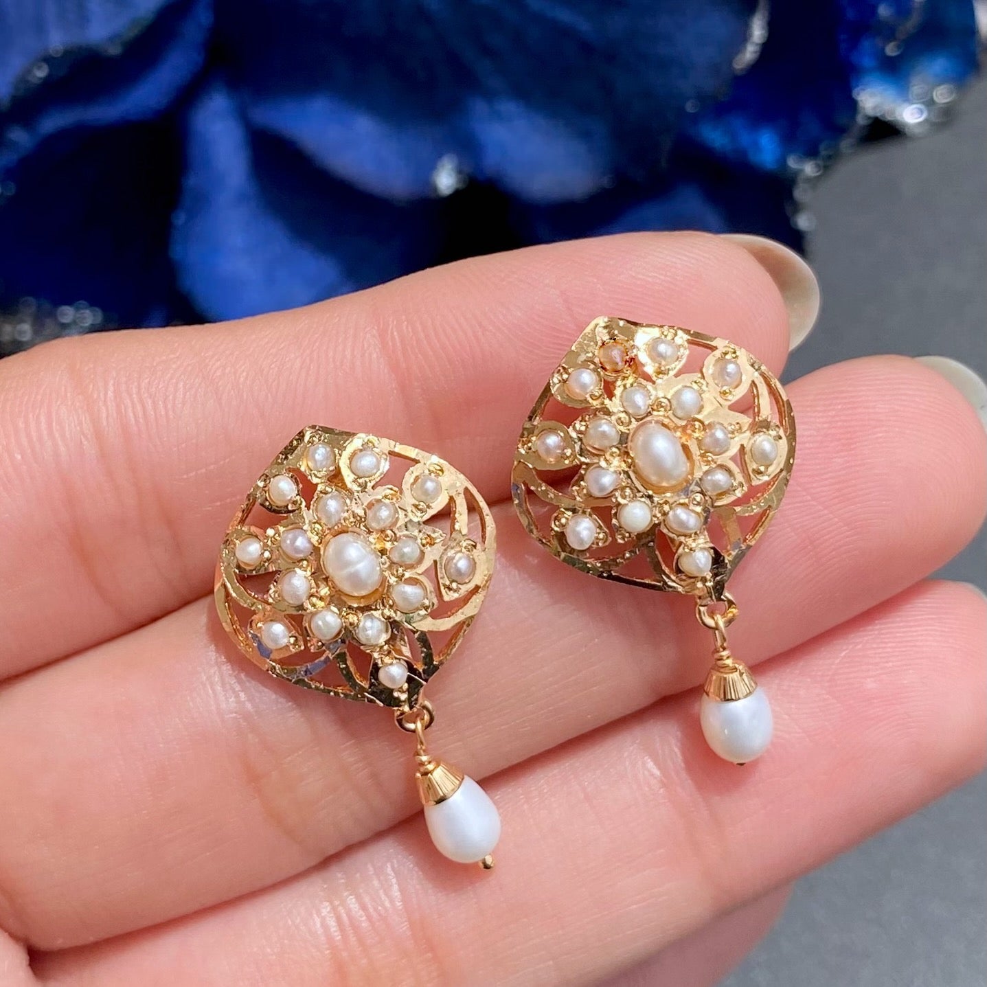 Cute Pearl Stud Earrings | Indian Jadau Jewelry on Silver |. Delicate Design ER 577