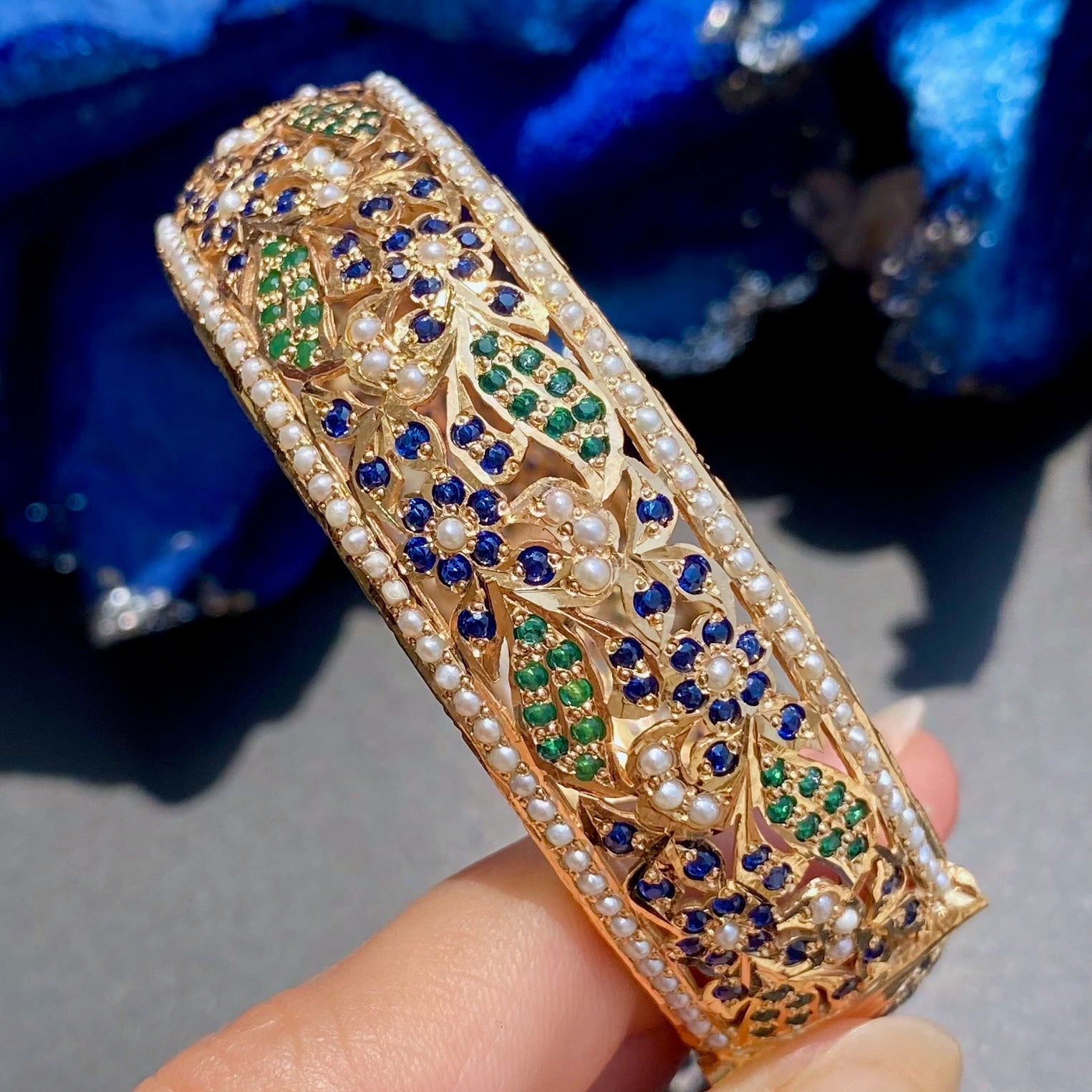 pakistani stone bangles