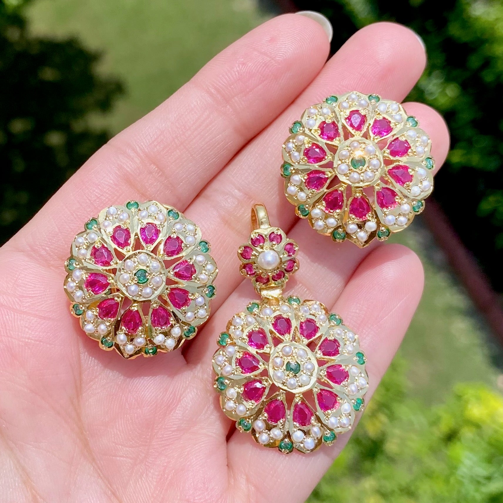 festive wear indian pendant