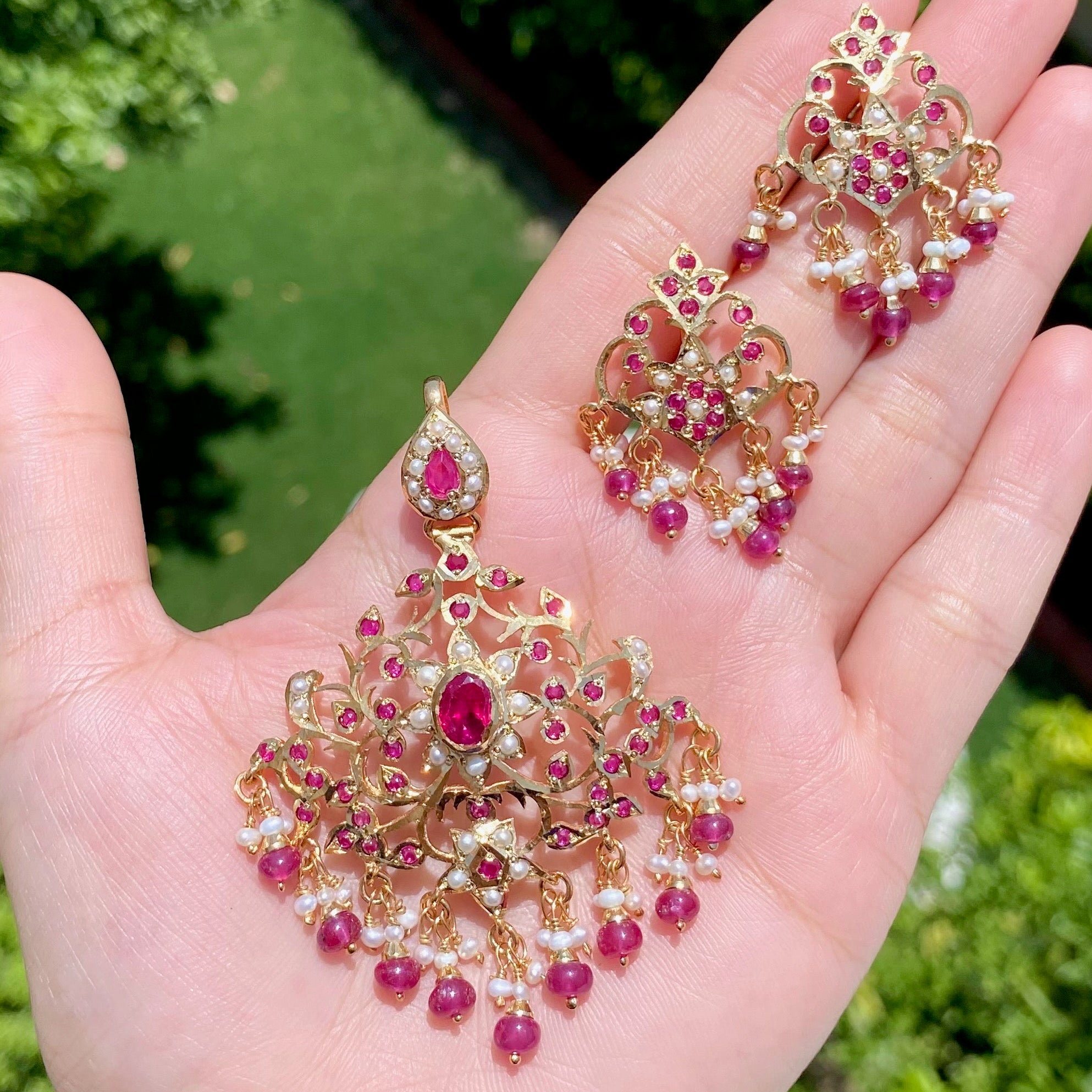 ruby locket to gift her