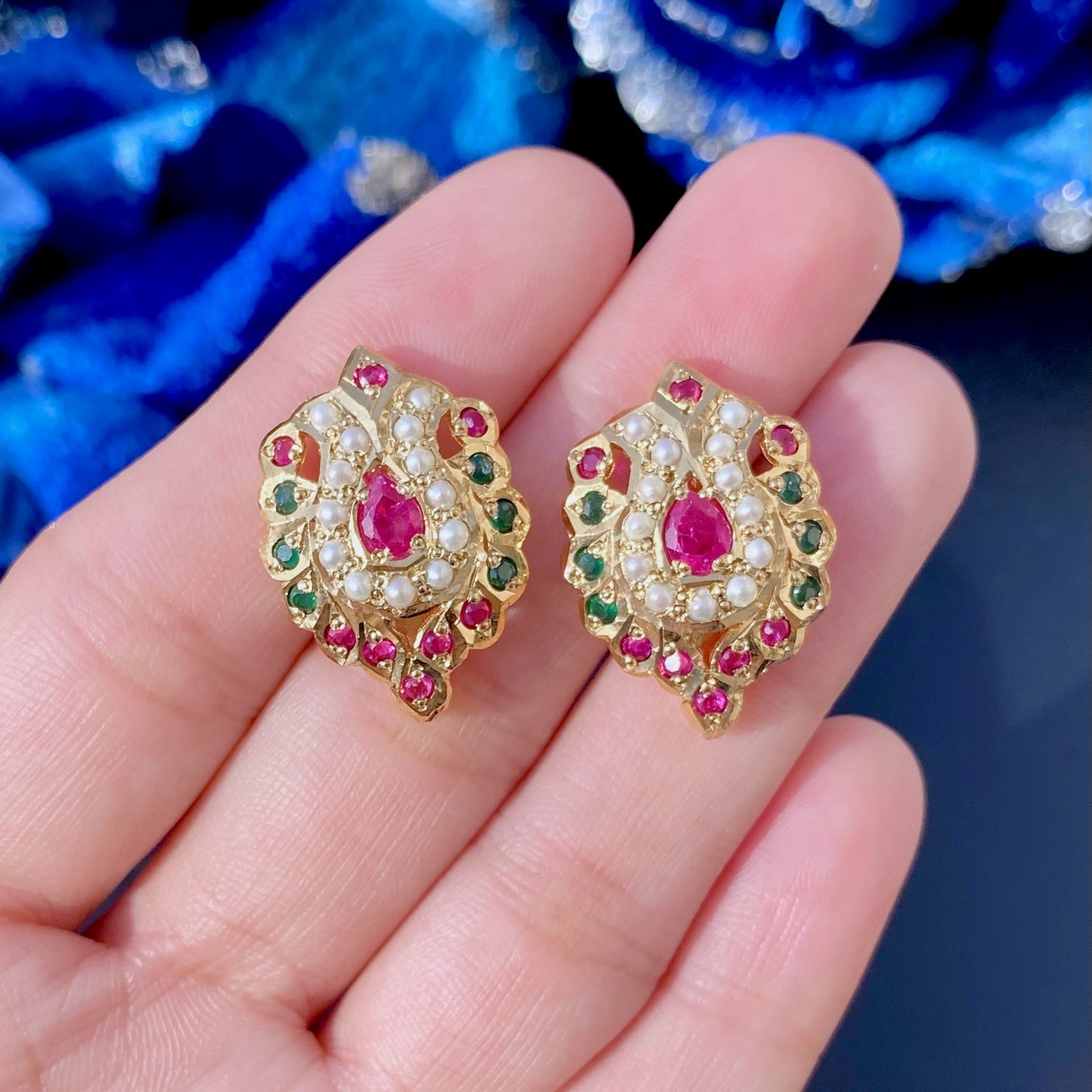 simple-sober-jadau-studs.jpg