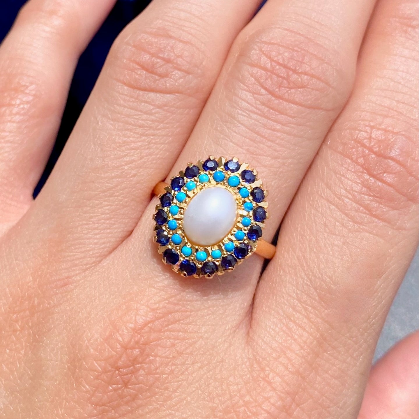 silver ring to gift her