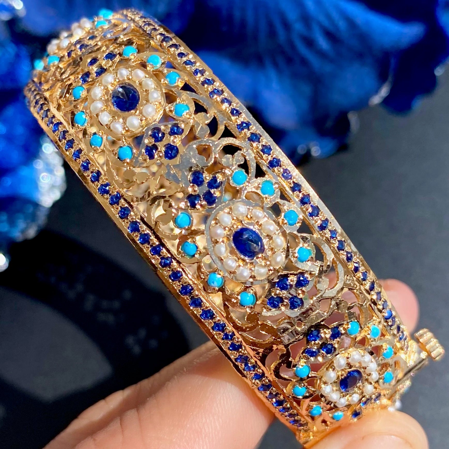 unique kada bangle design