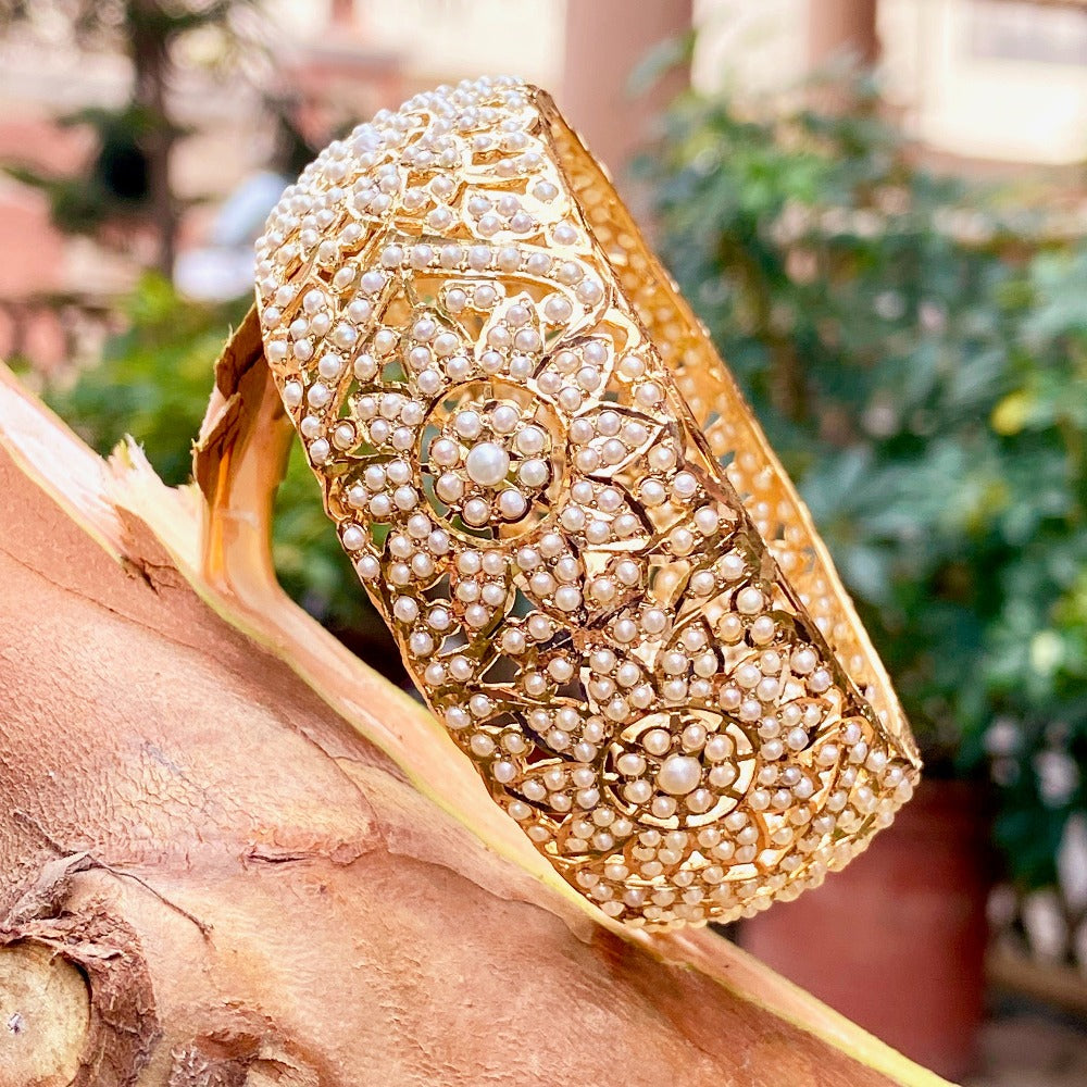 broad indian kada for women on silver with gold plating