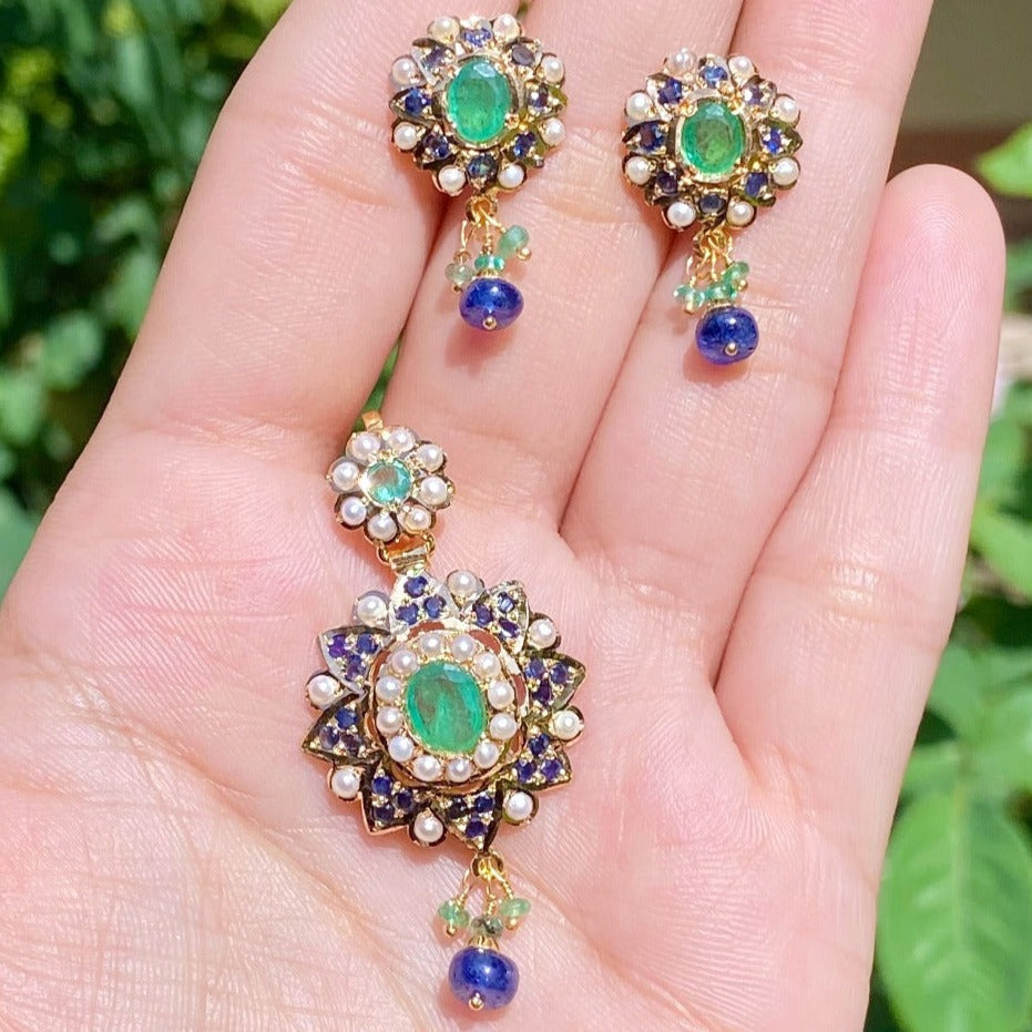 Light weight Gold Pendant Sets | Jadau Jewelry From India