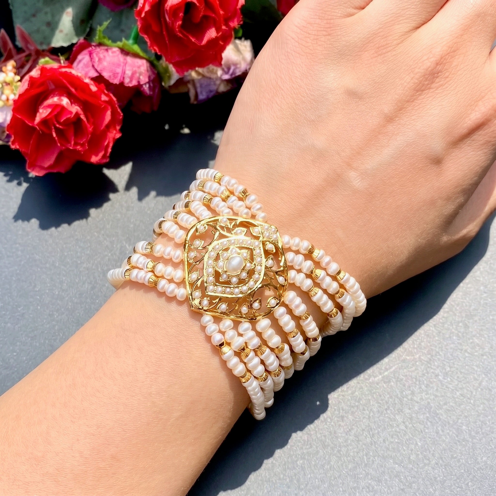 freshwater pearl bracelet made in sterling silver with gold plating