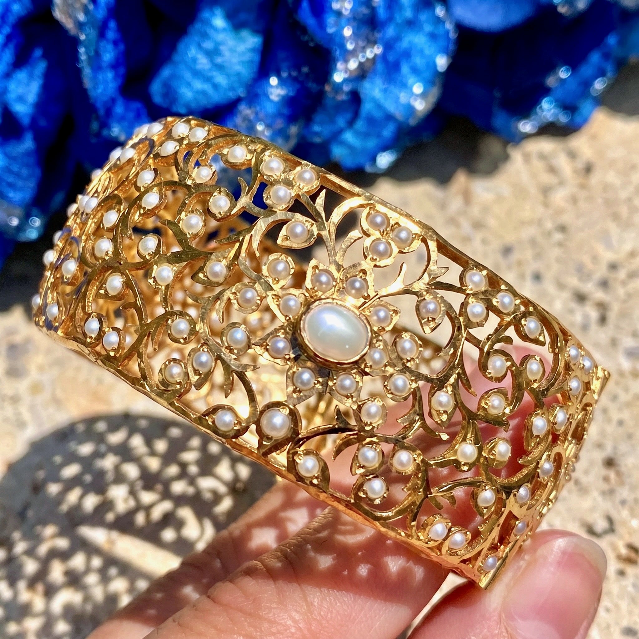 broad pearl kada