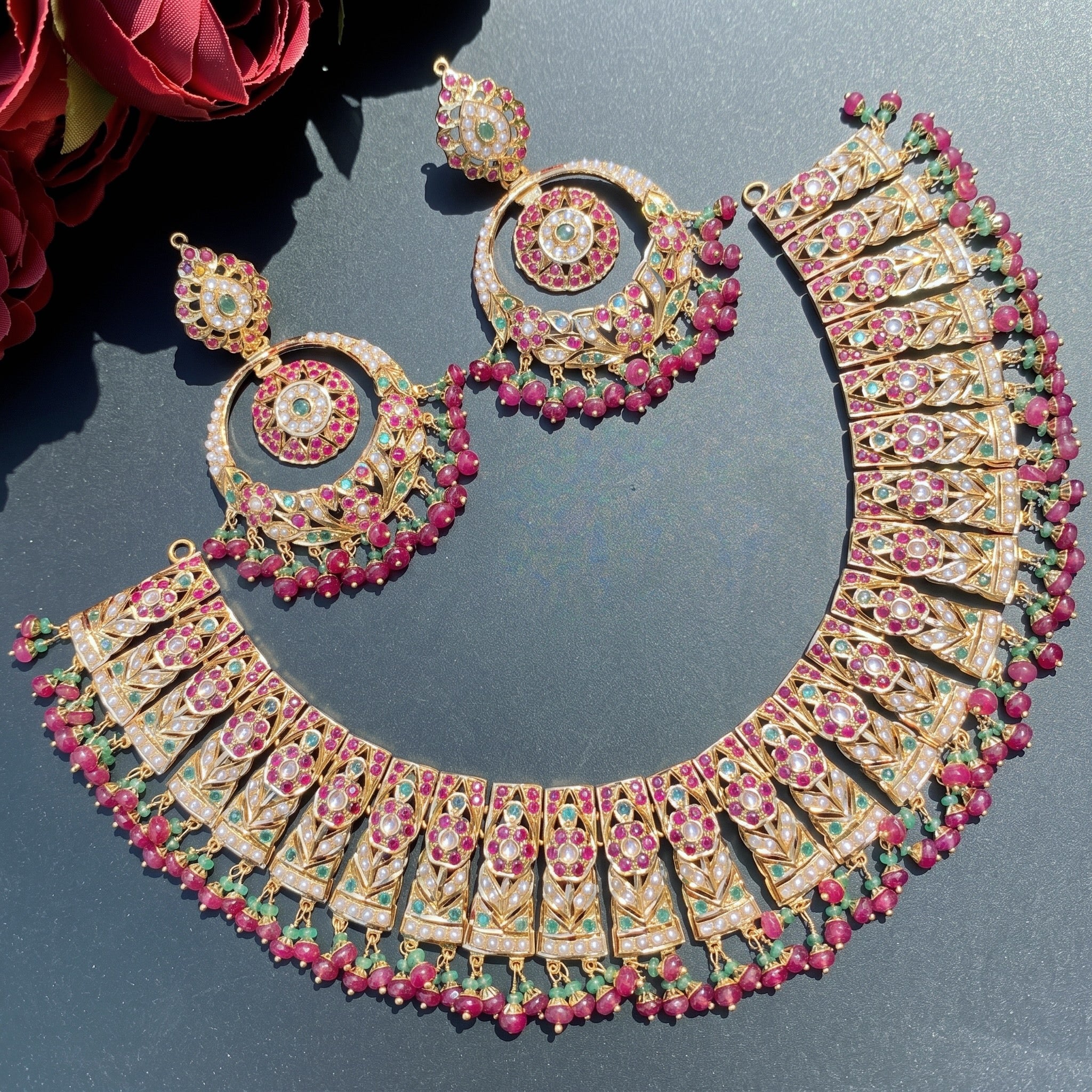 tanishq jadau neckalce set in gold