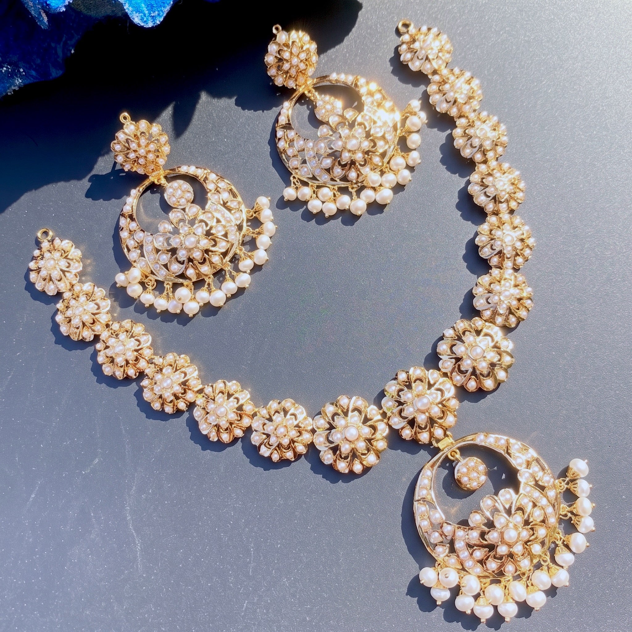 indian Gold Necklace Designs for Women under 2 lakhs