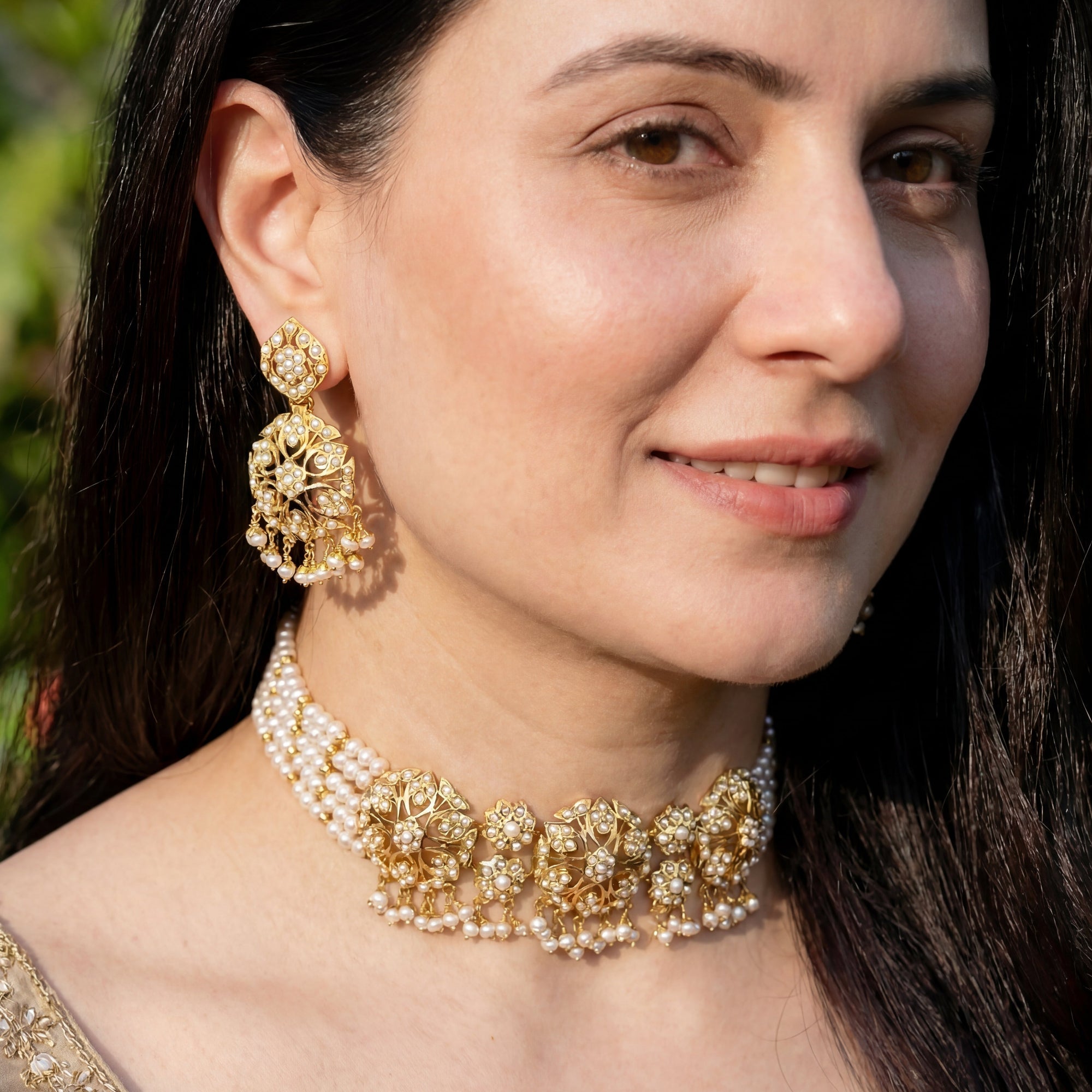 Gold Plated Jadau Pearl Choker Necklace with Matching Earrings in silver NS 115