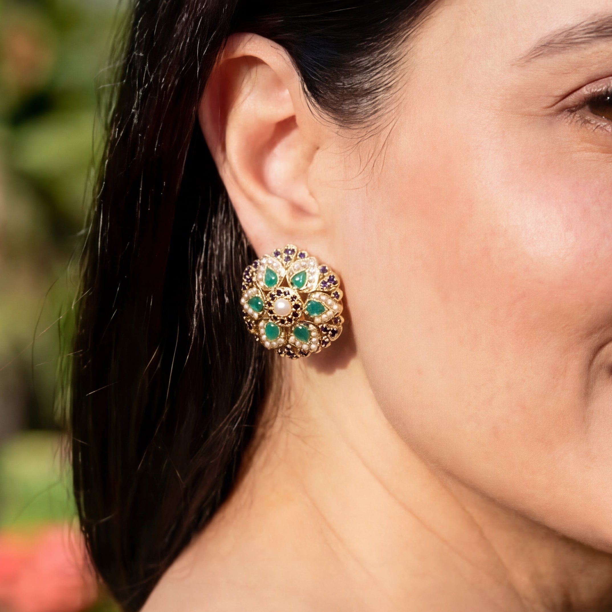 Buy Premium Gold Tone Jadau Studs Online ER 258