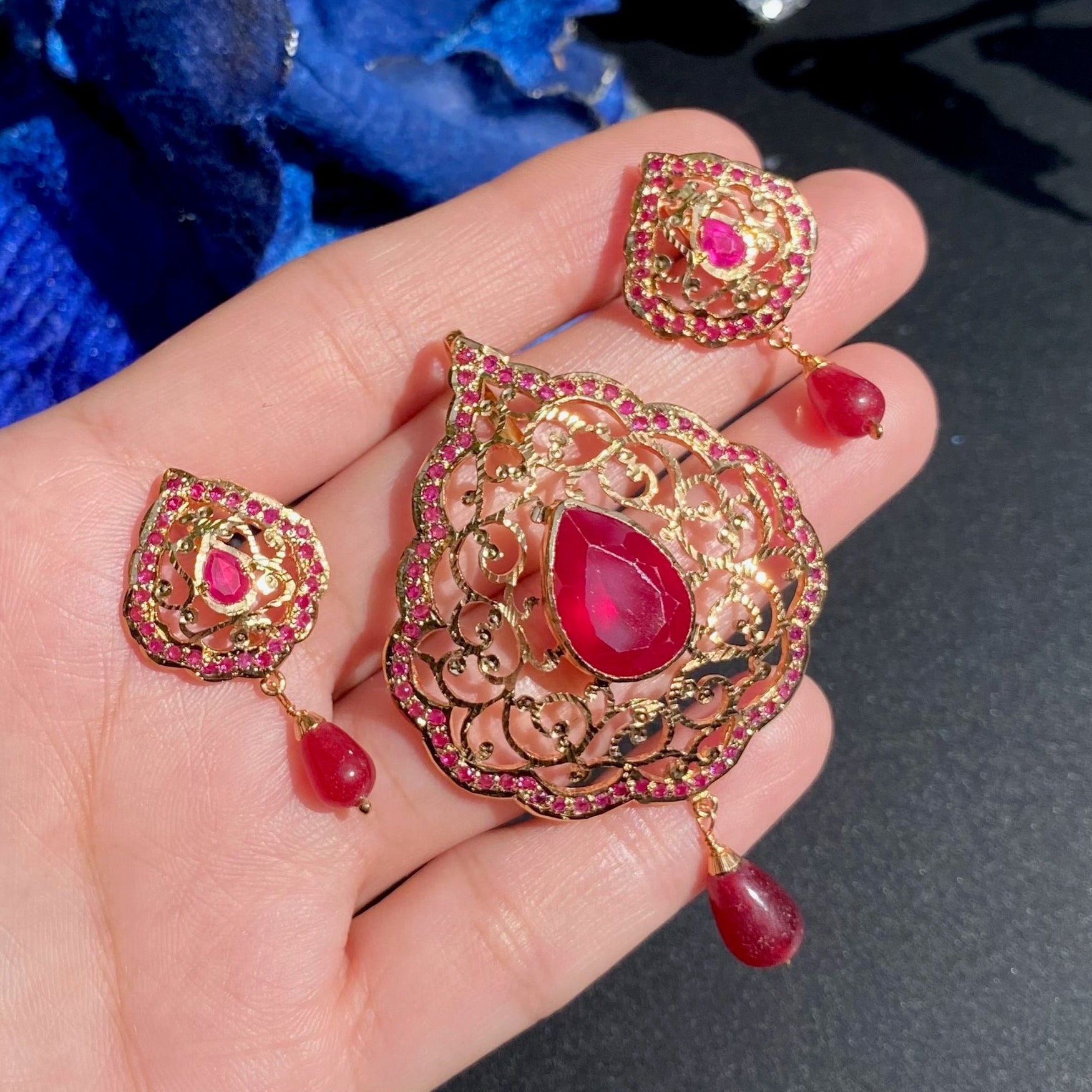 Jadau Pendant Set with Filigree Work | Red Stones | Silver Base PS 127