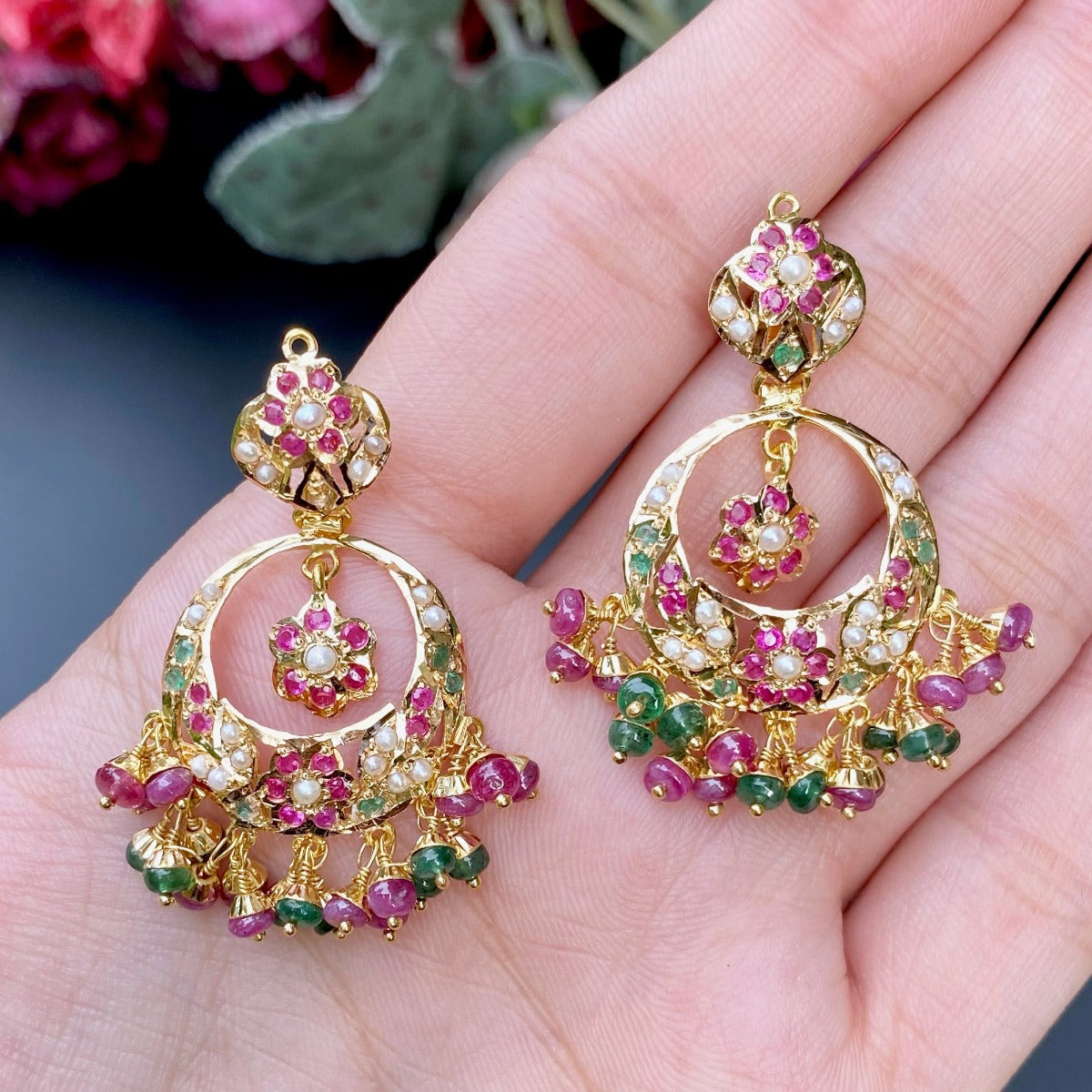 Delicate and Evergreen Jadau Hasli Set in 22k Gold GNS 125