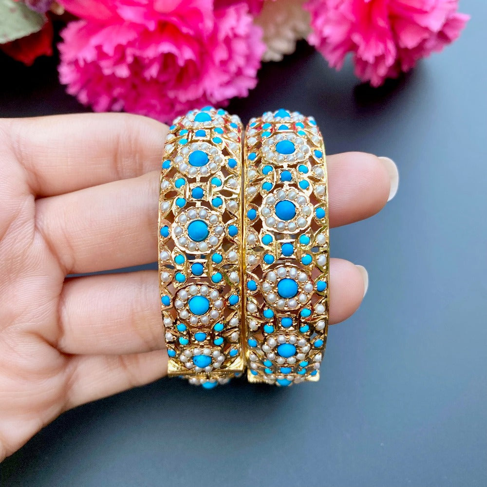 gold bangles Punjabi