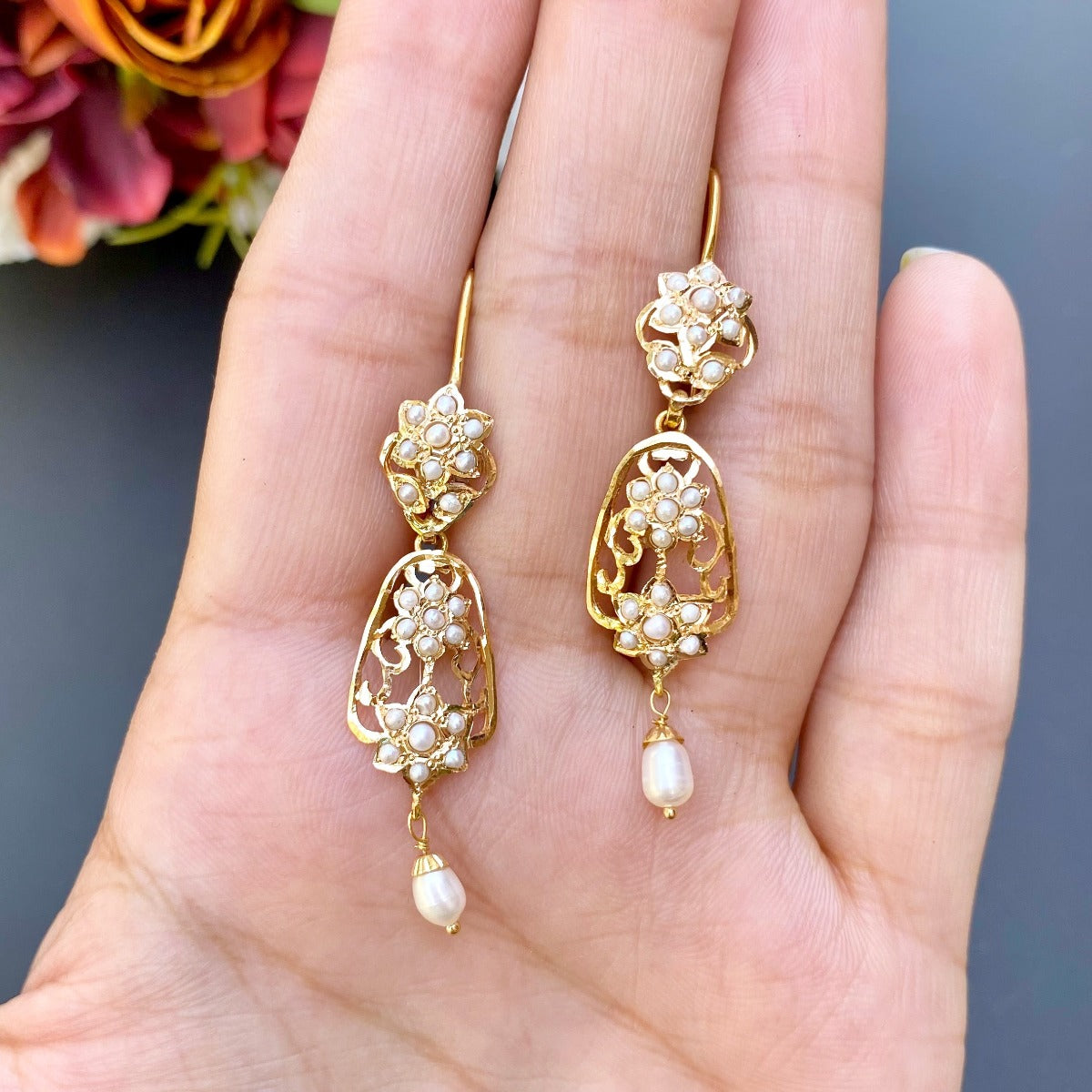 22k gold earrings under 5 grams bengali design