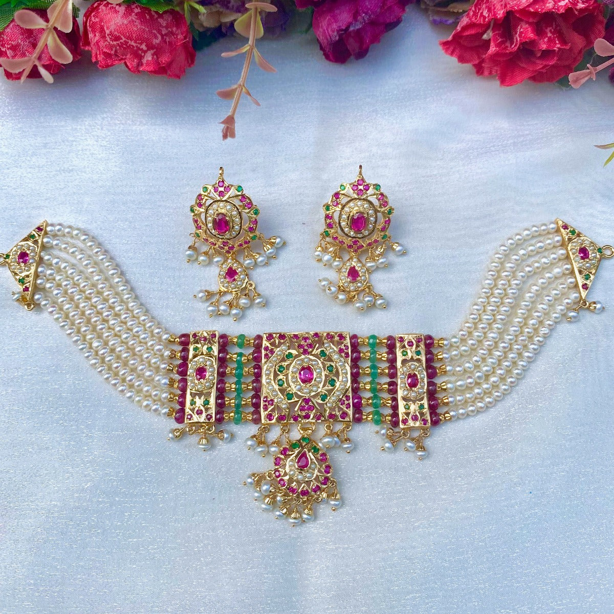 ruby emerald chikpatti set