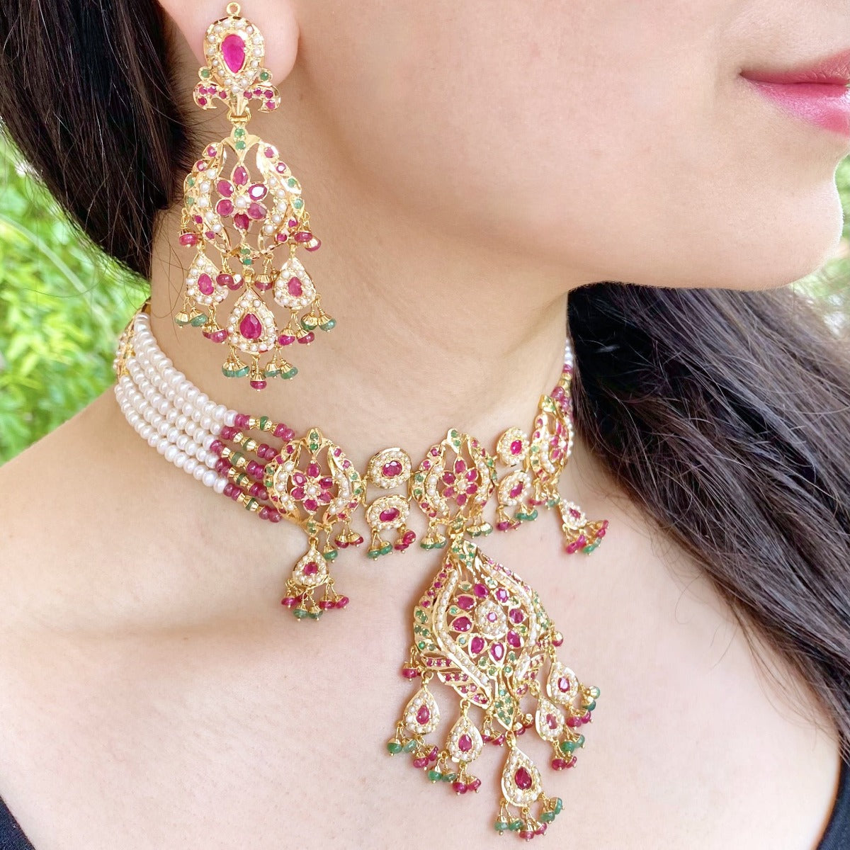 Buy 22k Gold Necklace Sets for Women Online
