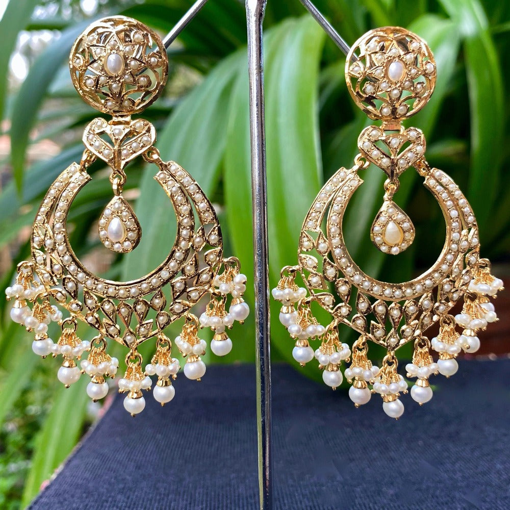 gold plated chandbali in pearls