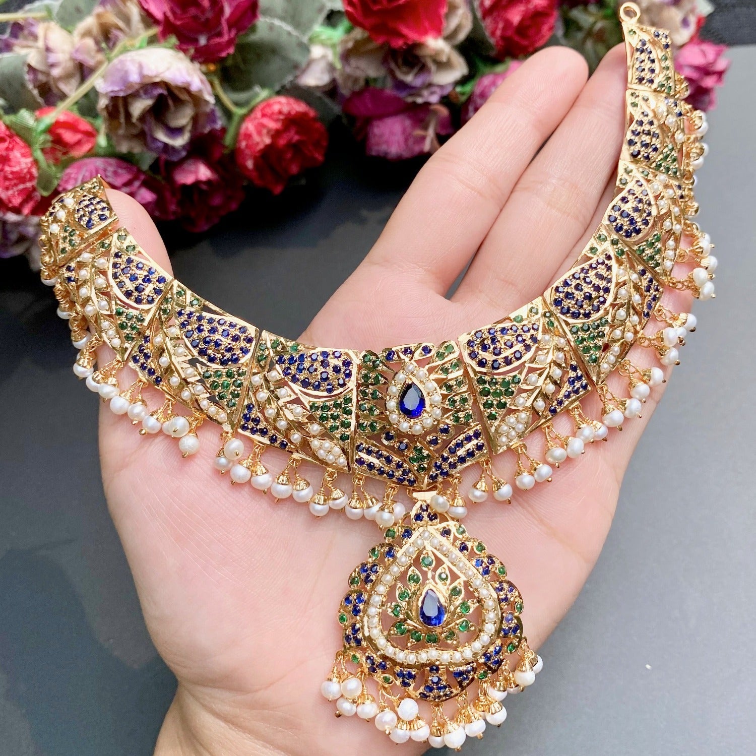 jadau set in blue sapphires