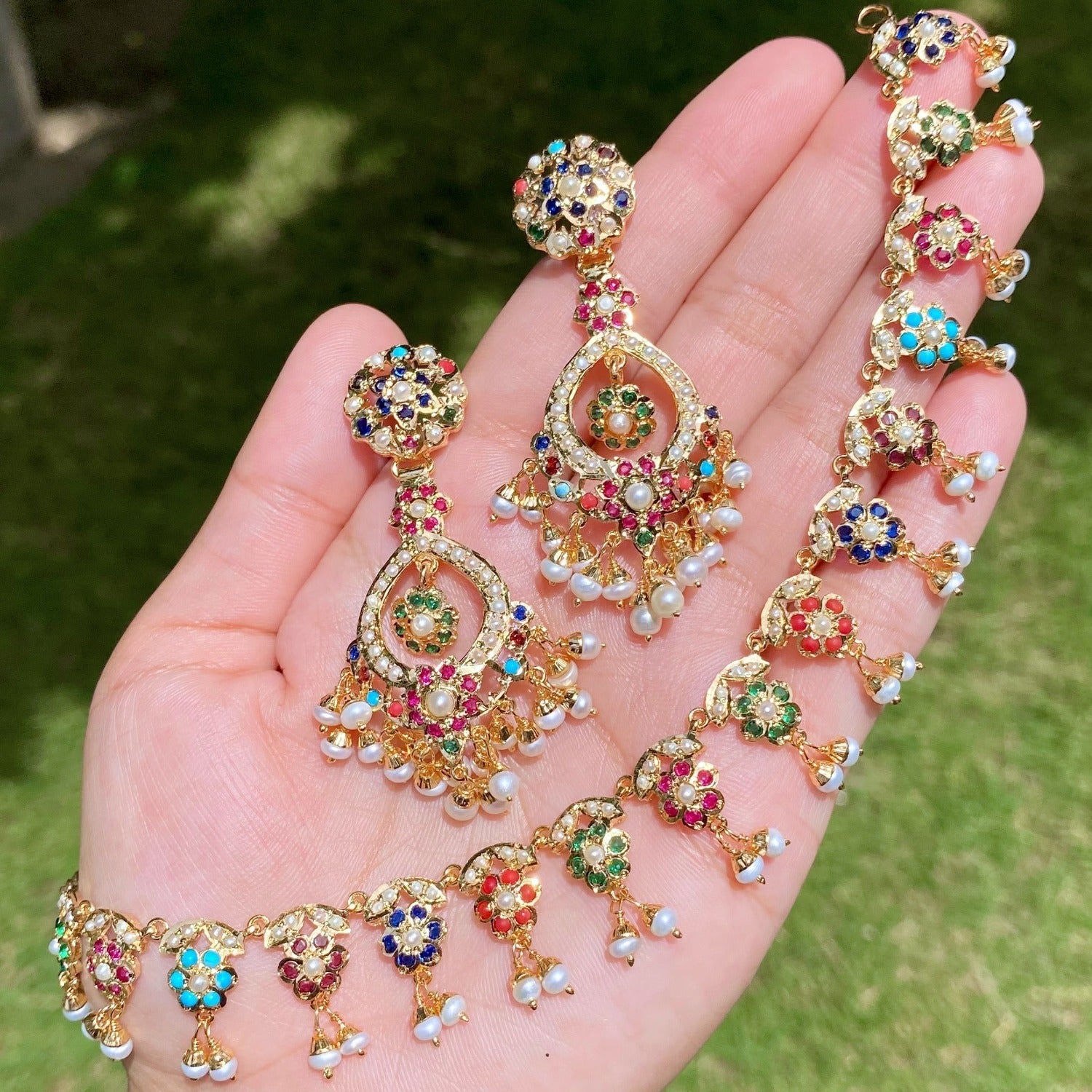 delicate Hyderabadi navratna jewellery near me