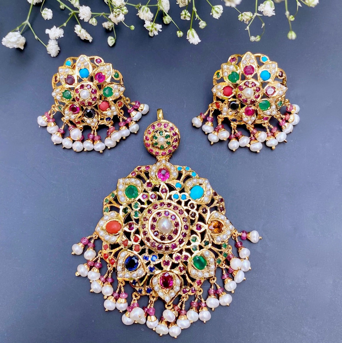 mughal jewellery design pendant set