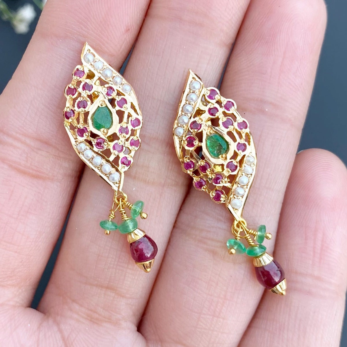 jadau earrings under 60000