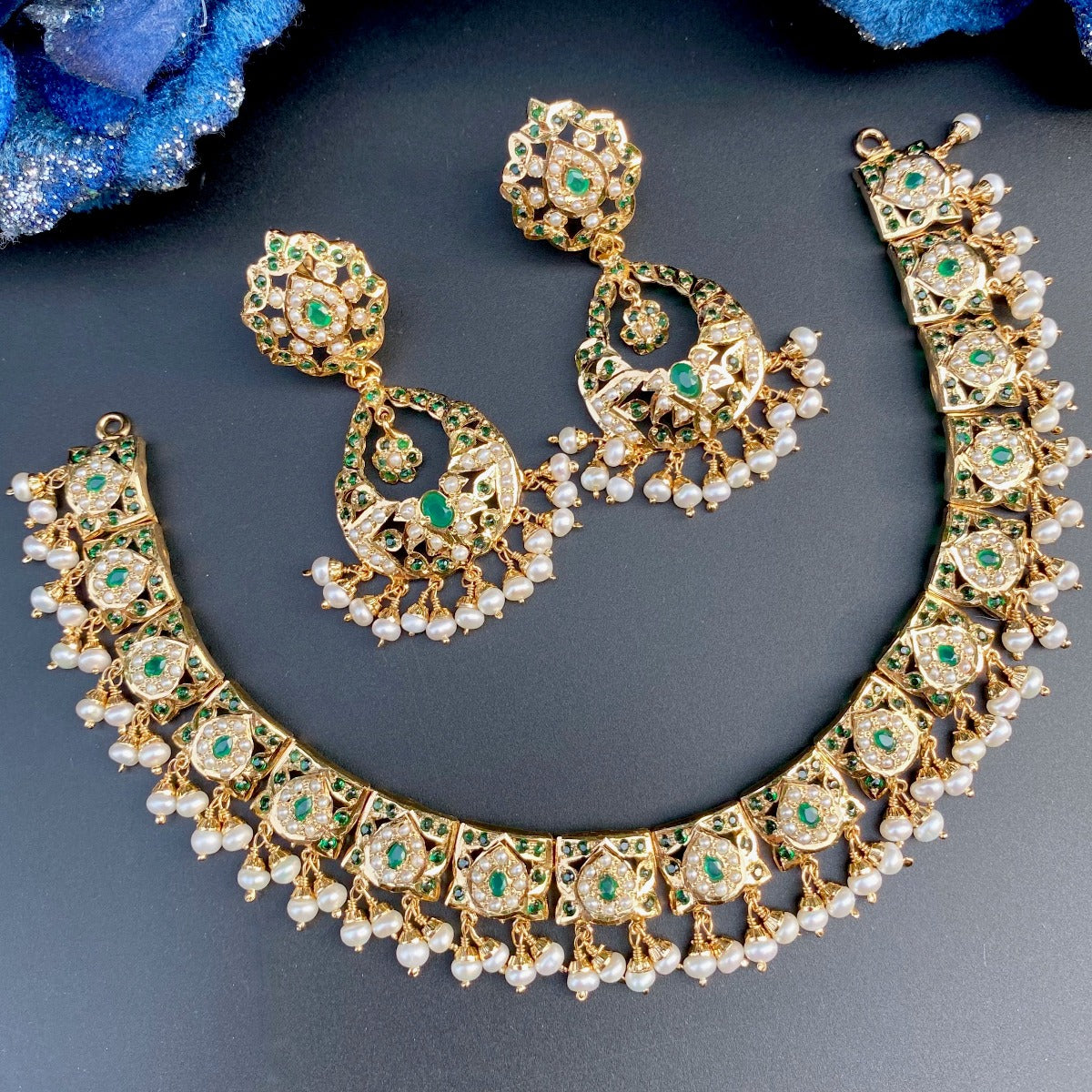jadau necklace set emeralds