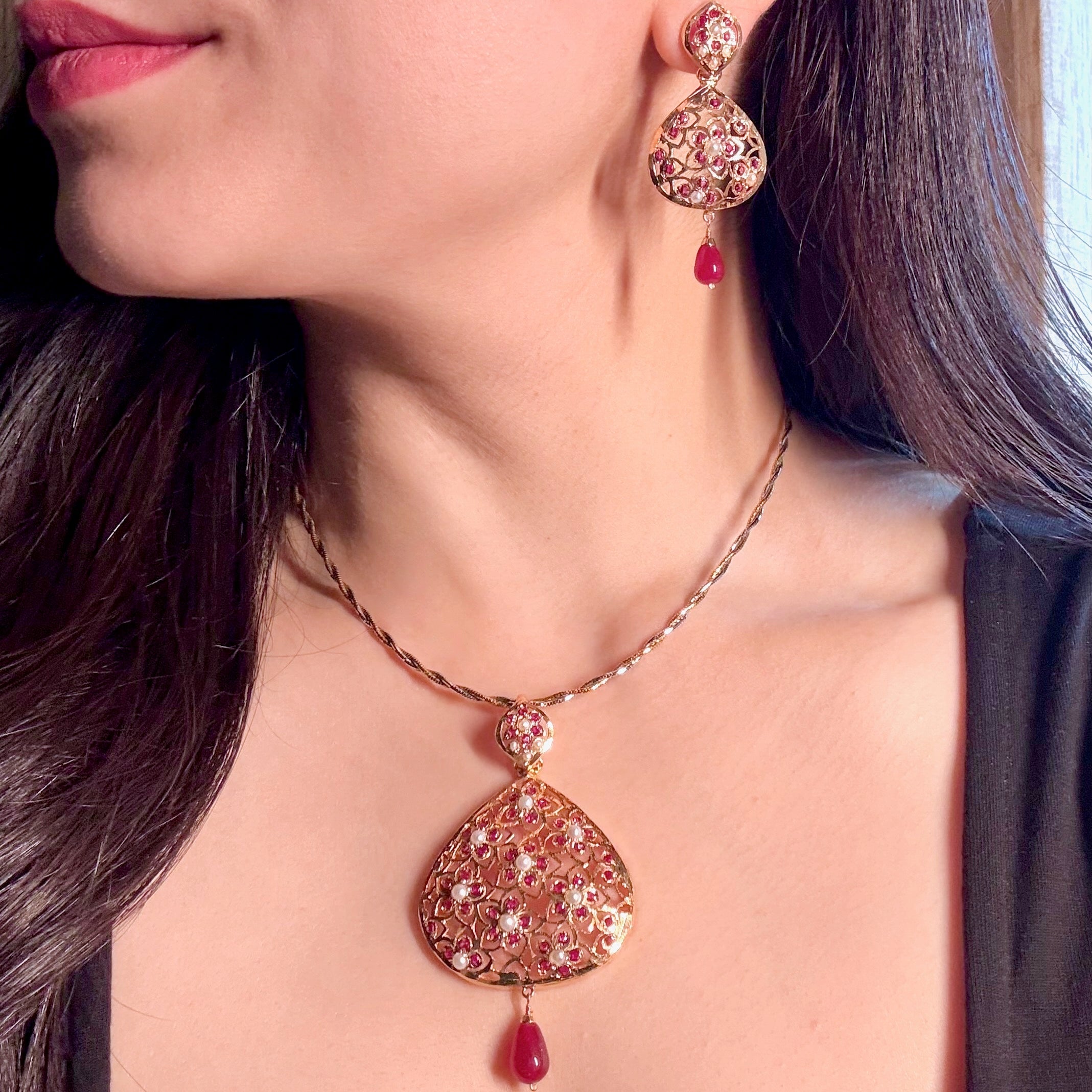 Red Stones Jadau Pendant Set | Unique Floral Design | Sterling Silver Base with Gold Plating PS 128