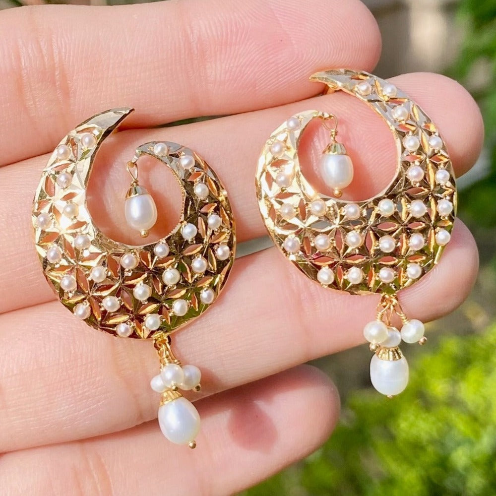 pearl pasha earrings