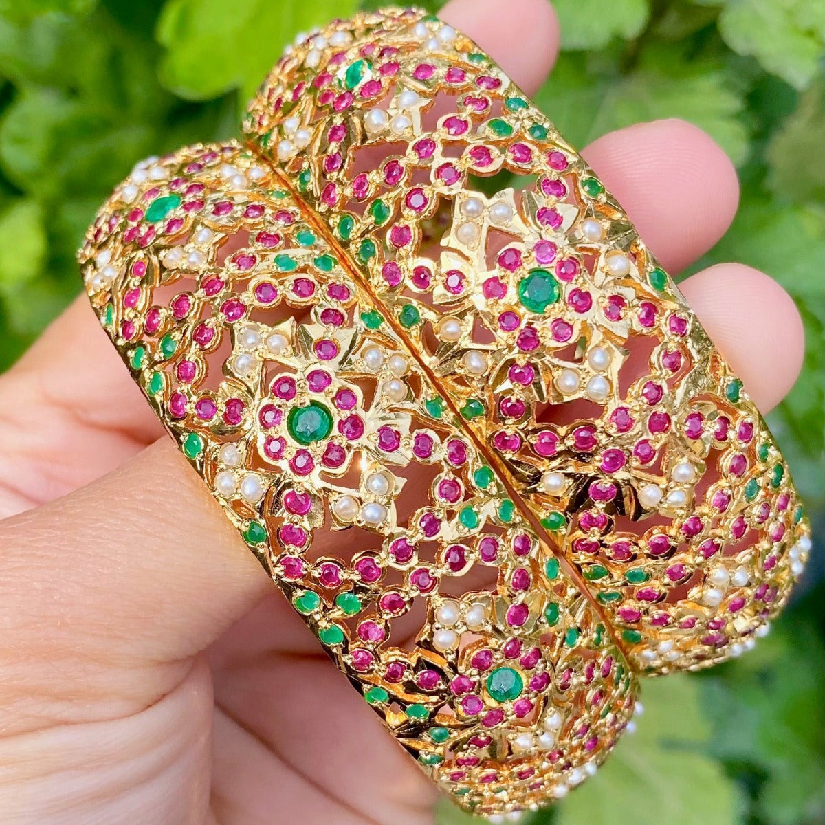 traditional indian / pakistani jadau bangles