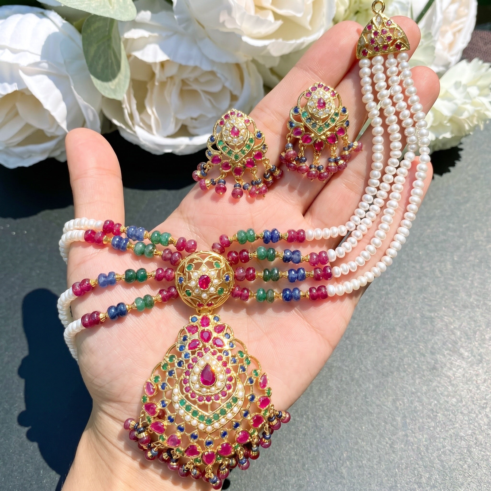 multicolored choker set