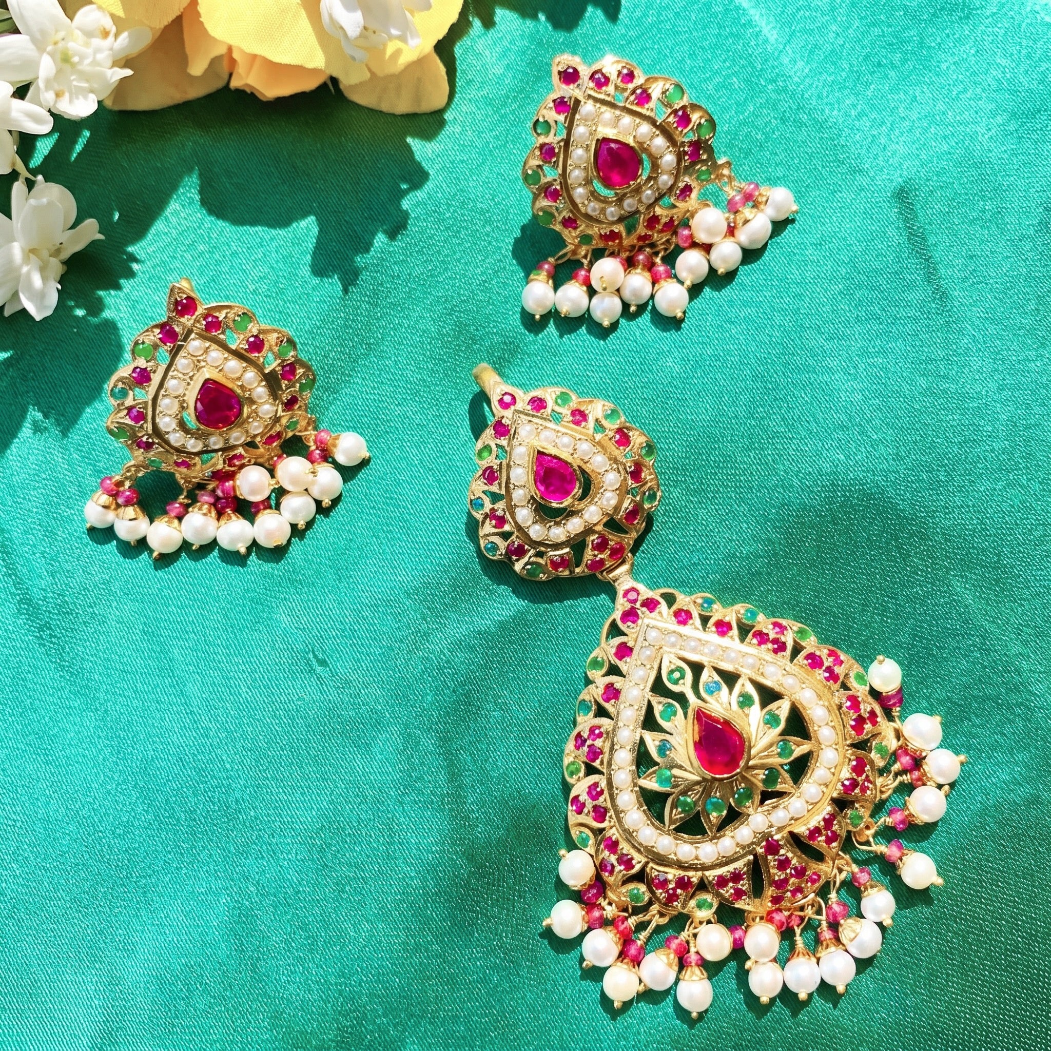 hyderabadi pendant set