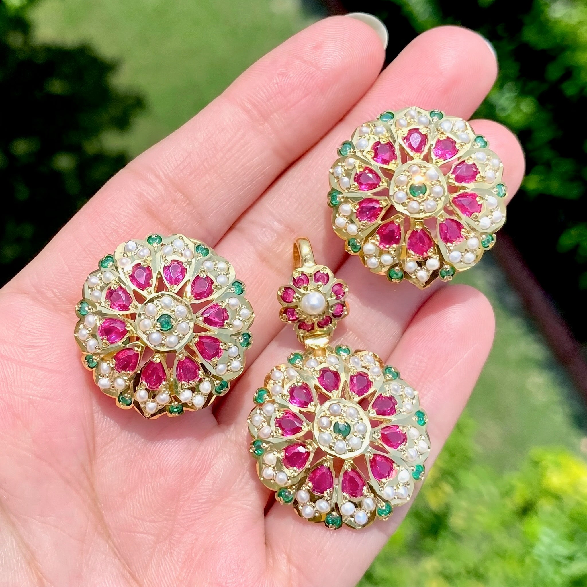 festive wear indian pendant