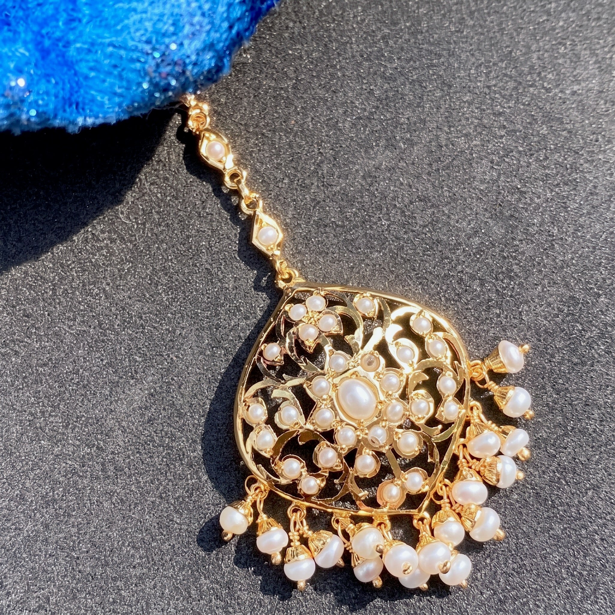 indian pearl maang teeka