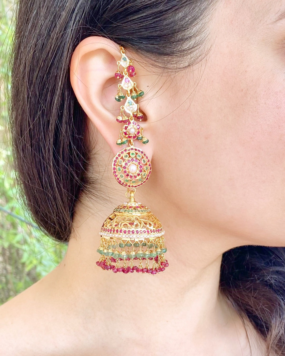 gold jhumka for bengali bride