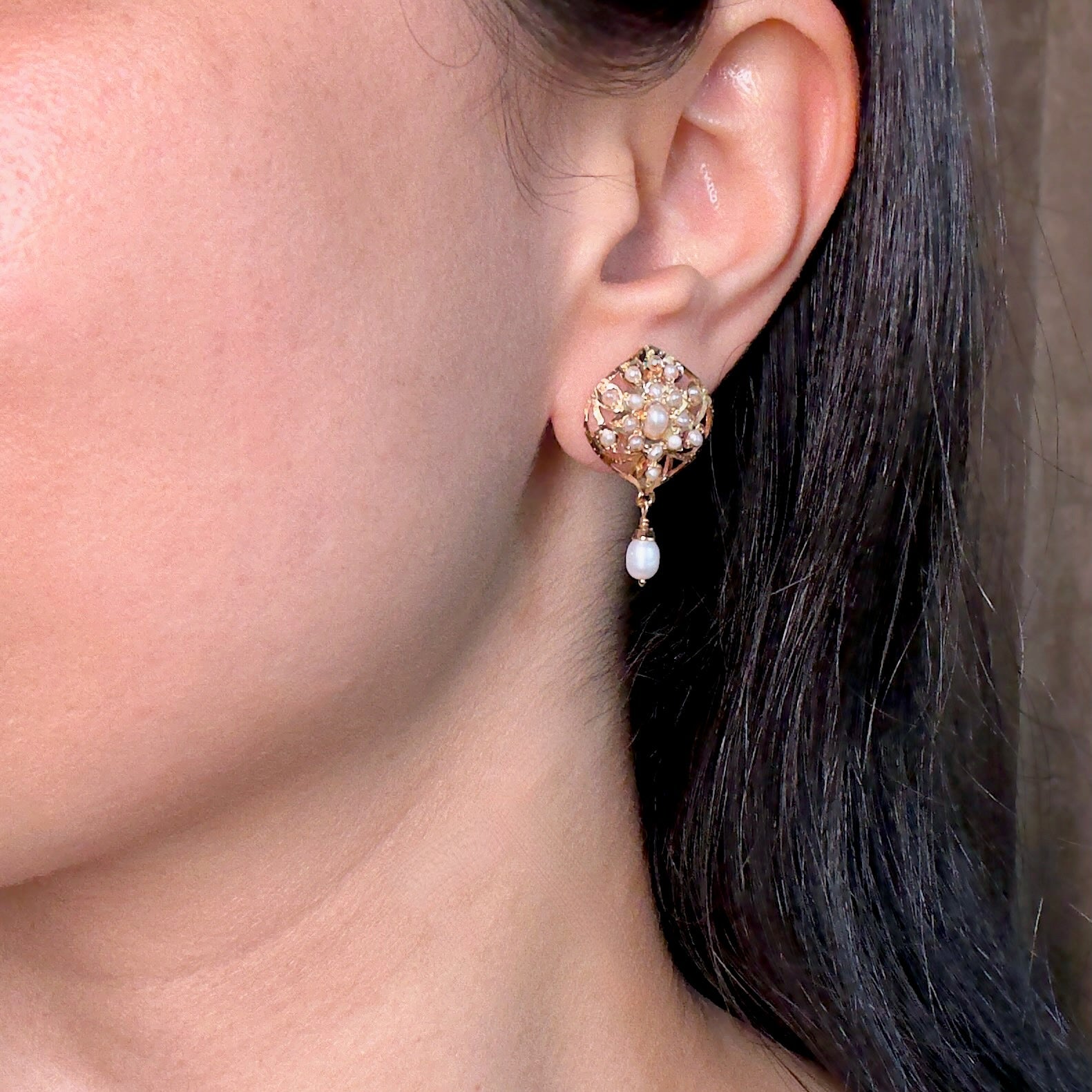 Cute Pearl Stud Earrings | Indian Jadau Jewelry on Silver |. Delicate Design ER 577