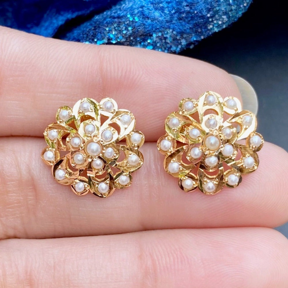 tanishq gold stud earrings