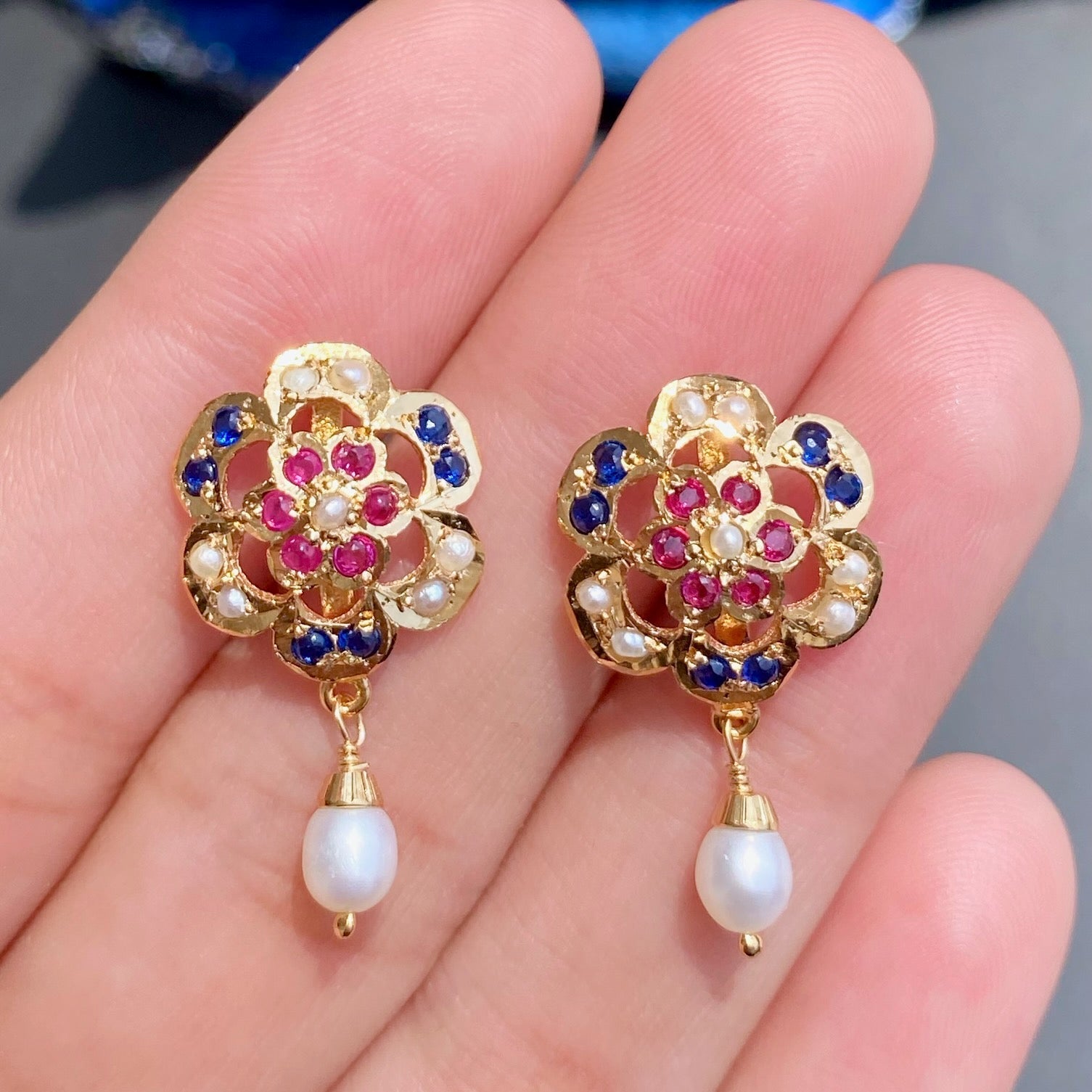 low-cost-earrings.jpg
