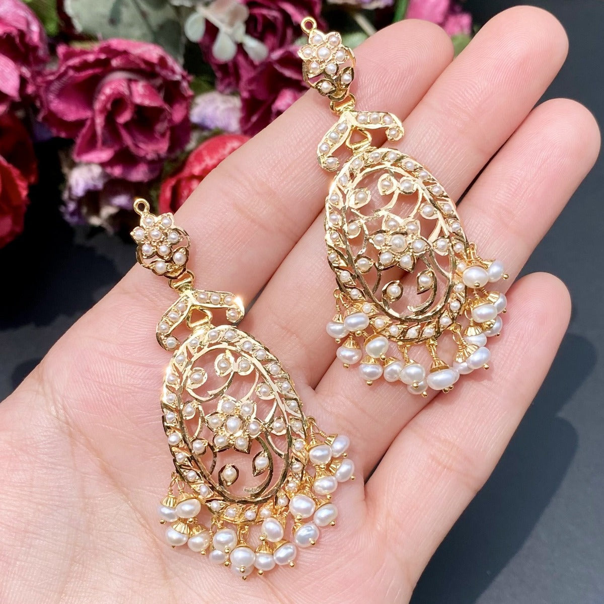 22k gold earrings under 1 tola