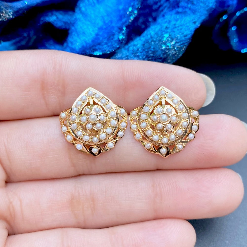 totaram jewellers pearl studs designs