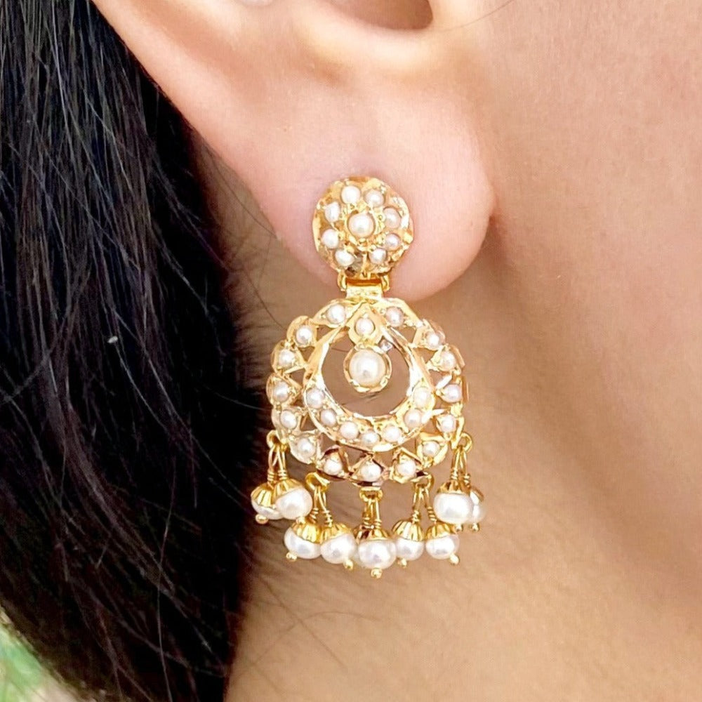 tanishq small gold earrings