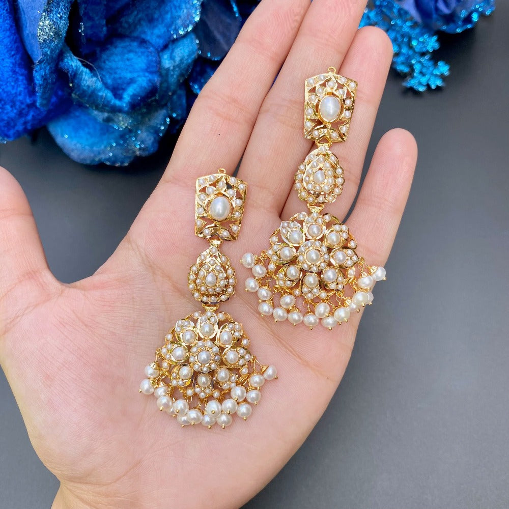 gold earrings embellished with pearls online